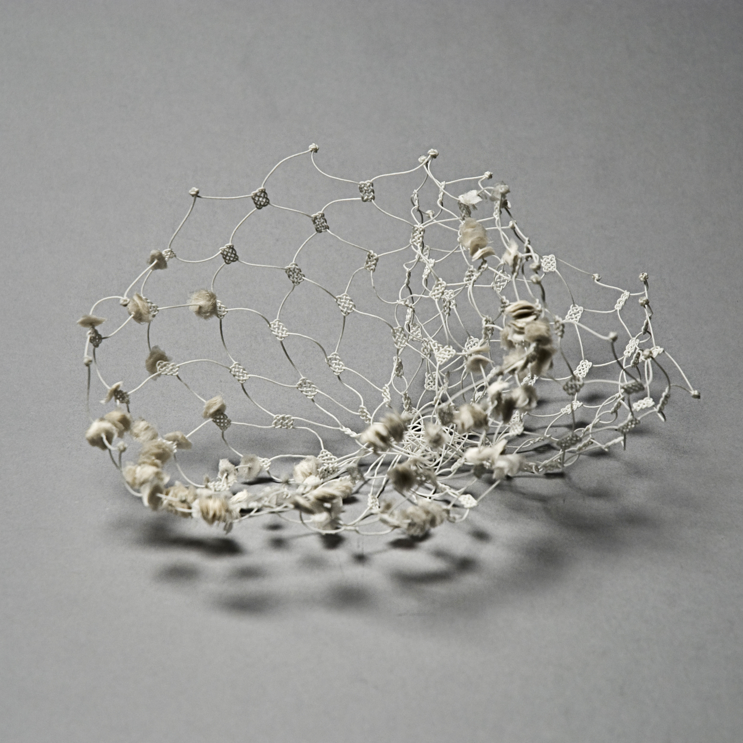 Sculpture textile blanche